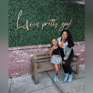 🤩 Meet your Posher!! 🤩